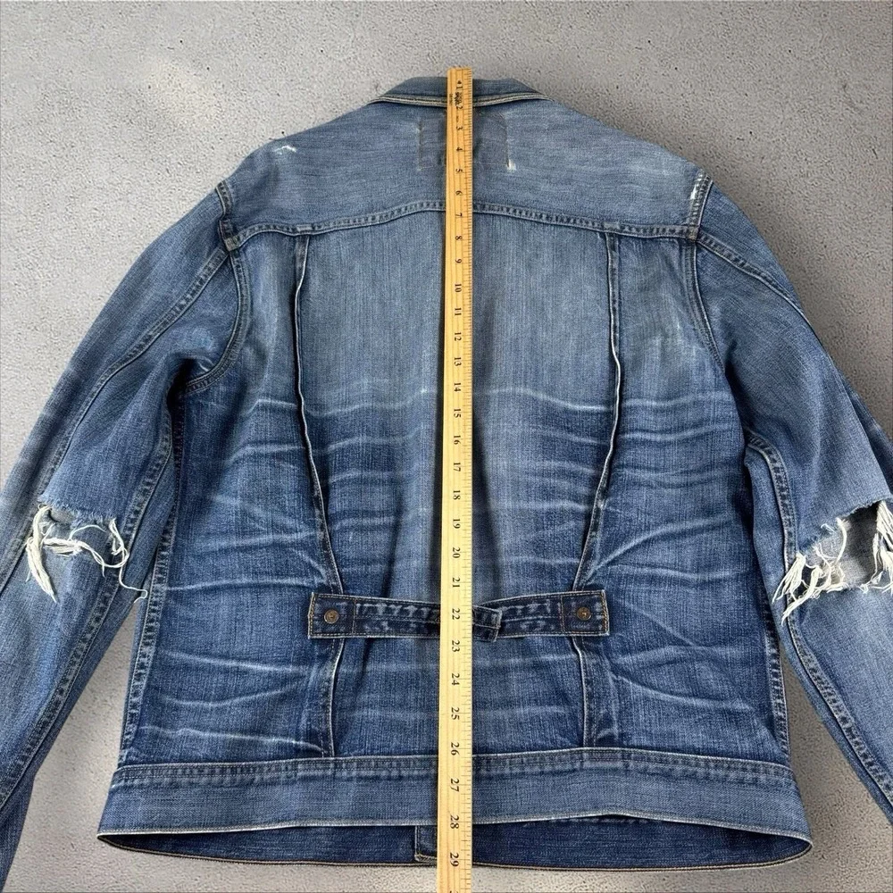 True Religion Jacket Mens XL Kyle Buckle Back Denim‎ Snap Trucker Distressed